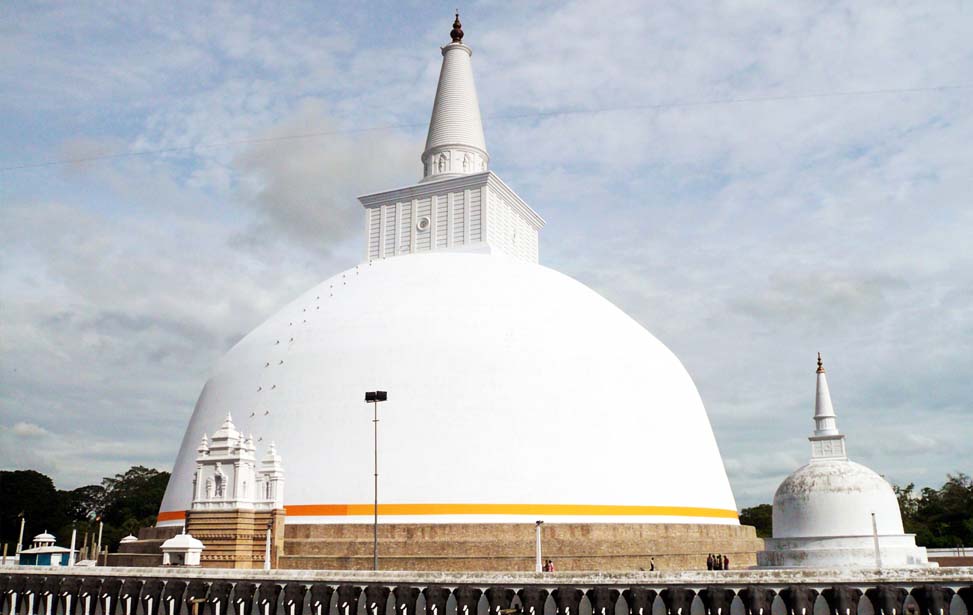 inora-travel-lanka-14-Days-Anuradhapuraya