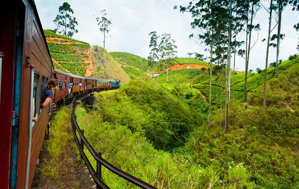 inora-travel-lanka-20-Days-Kandy