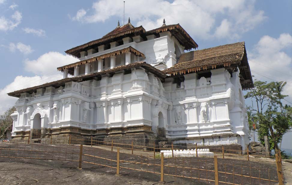 inora-travel-lanka-6-Days-Lankathilaka