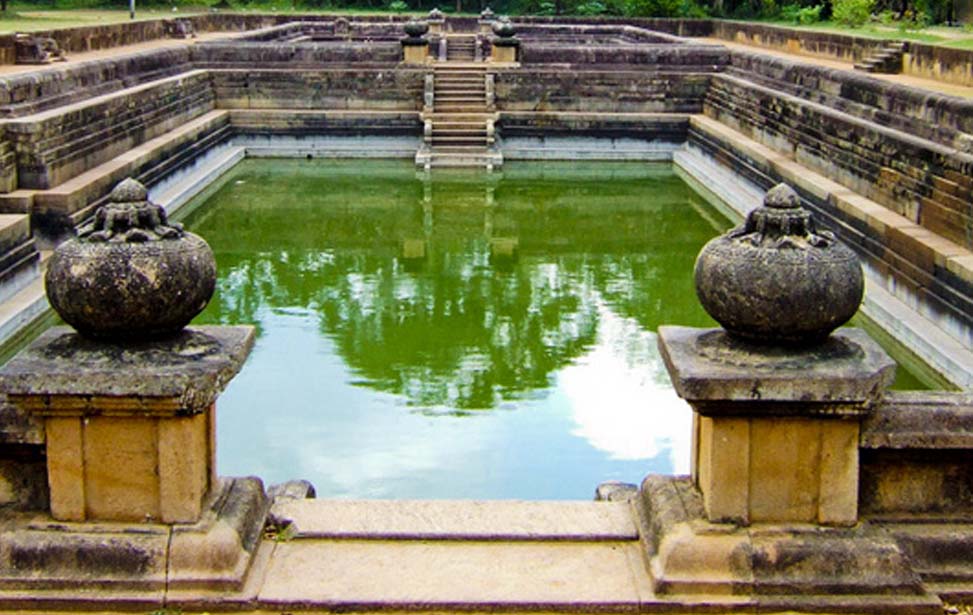 Anuradhapura Kuttam Pokuna Inora Tour Sri Lanka