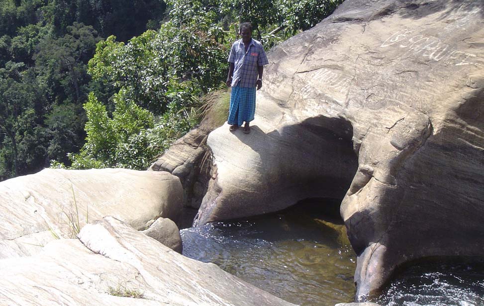 Diyaluma Ella Falls Inora Tour Sri Lanka