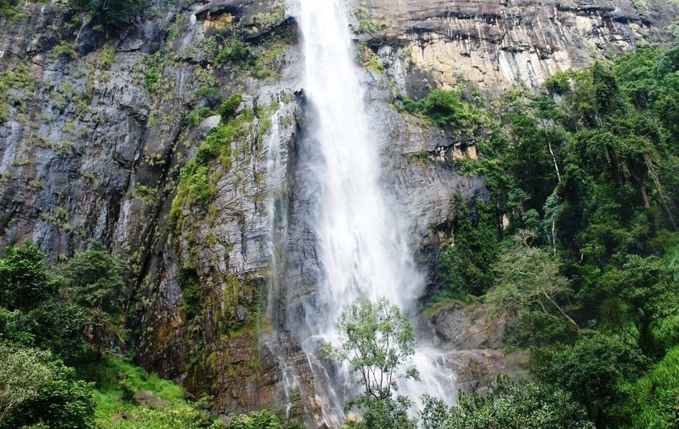 Diyaluma Ella Falls Inora Tour Sri Lanka