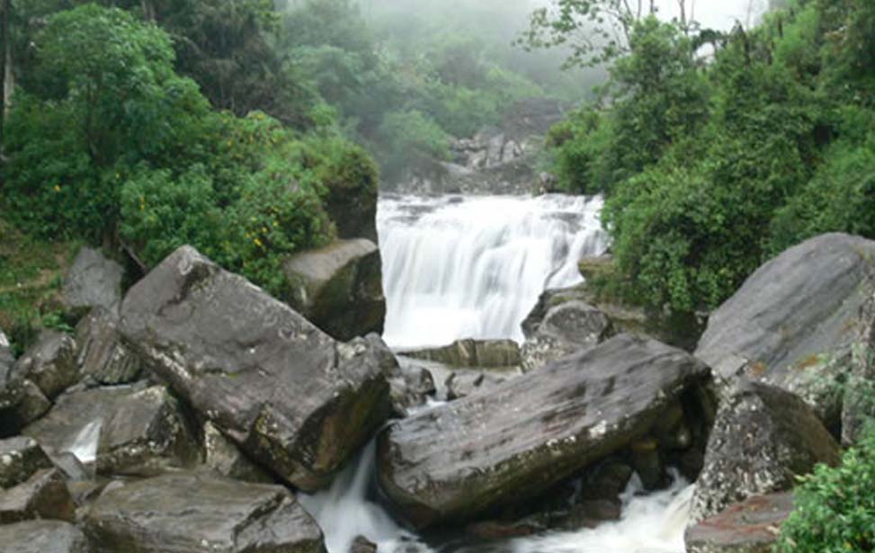 Ramboda Ella Falls Inora Tour Sri Lanka