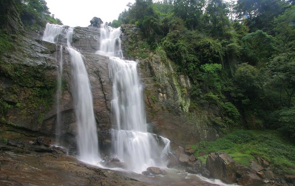 Ramboda Ella Falls Inora Tour Sri Lanka