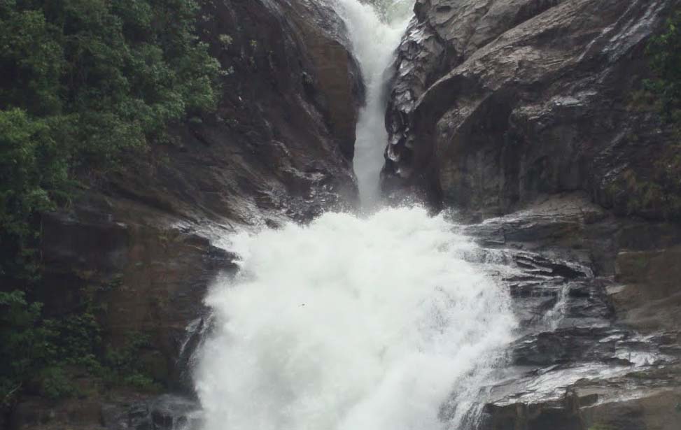Bopath Ella Inora Tour Sri Lanka
