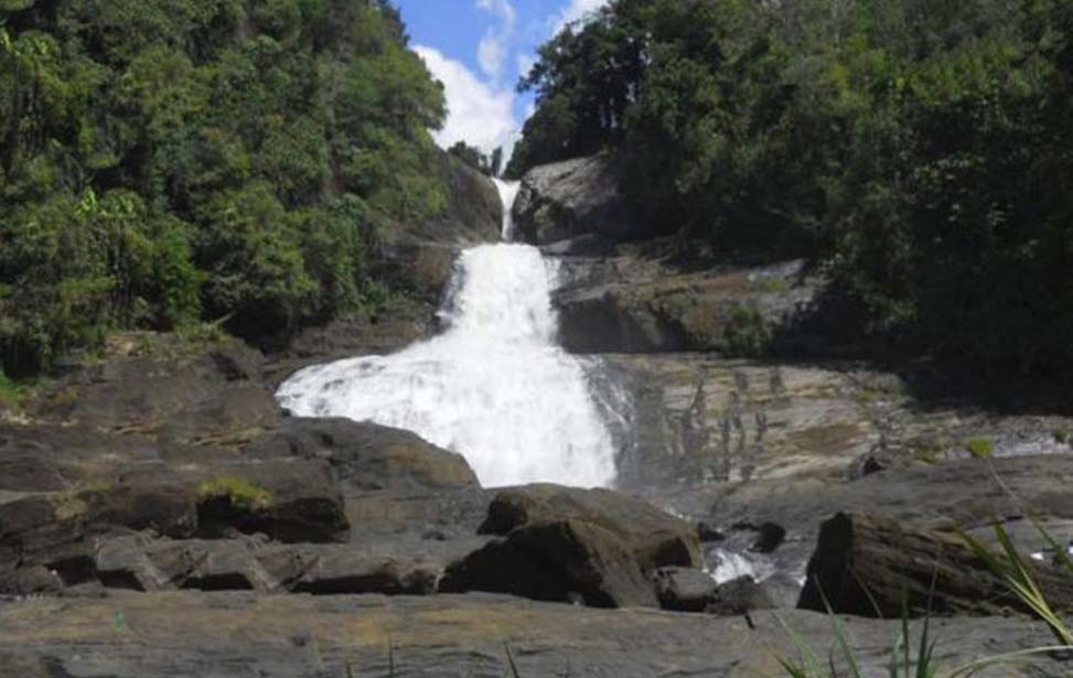 Bopath Ella Inora Tour Sri Lanka