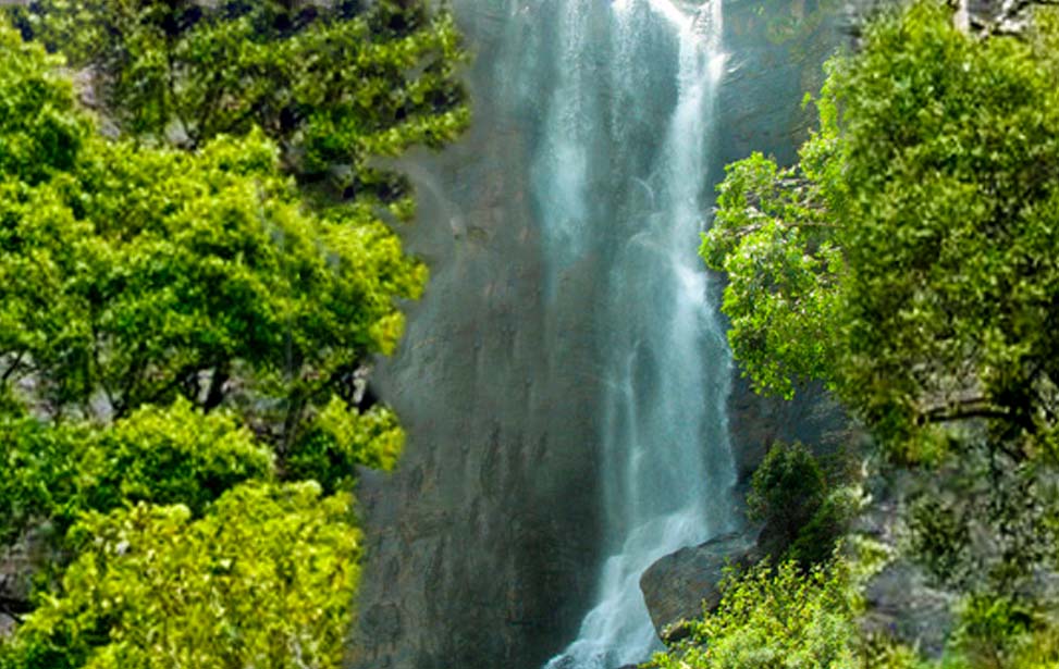 Loers Leap Falls Inora Tour Sri Lanka