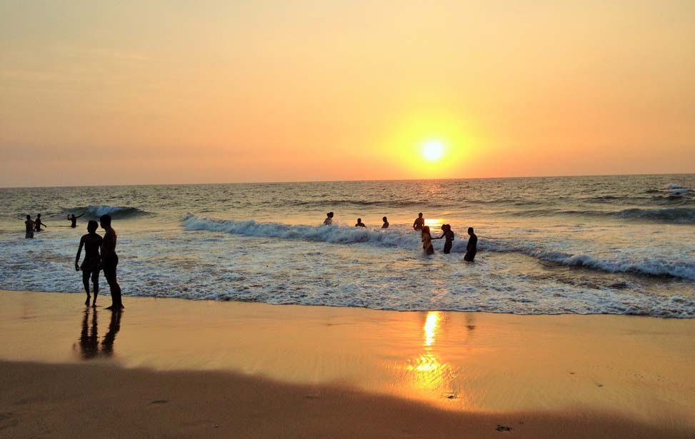 Mount Lavinia Beach Inora Tour Sri Lanka