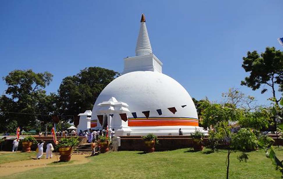 Polonnaruwa Somawathiya Inora Tour Sri Lanka