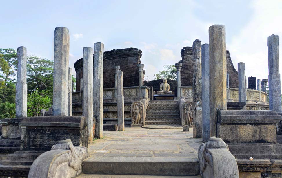 Polonnaruwa Watadageya Inora Tour Sri Lanka
